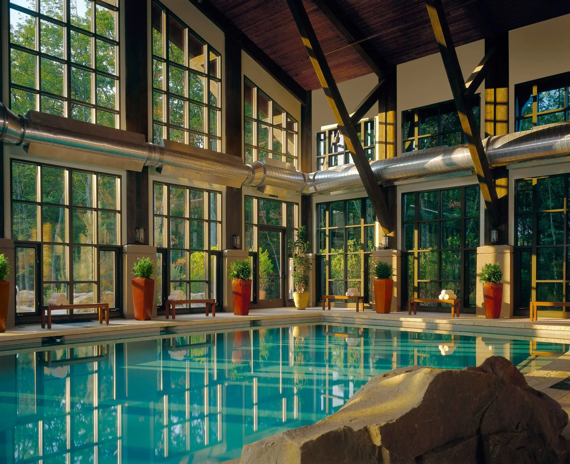 the-lodge-at-woodloch-Indoor-Pool